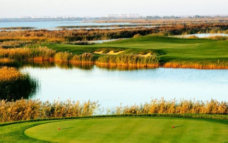 Cao Fei Dian Wetlands International Golf Club
